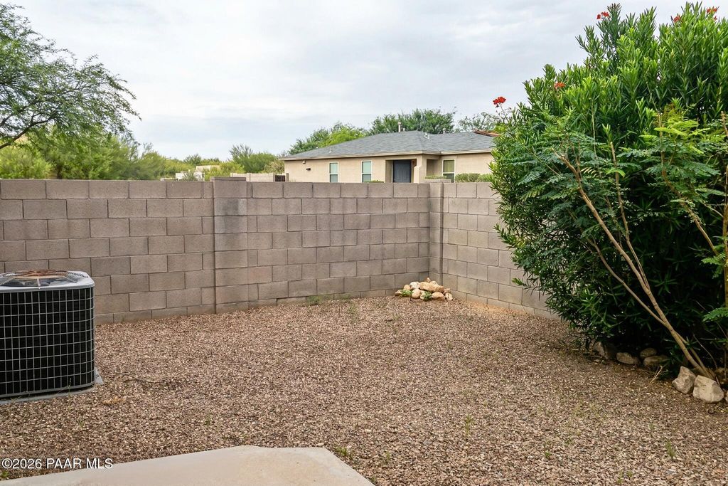 Photo of 8478 N Placita De La Manzana, Tucson, AZ 85742 (MLS # 1081045)