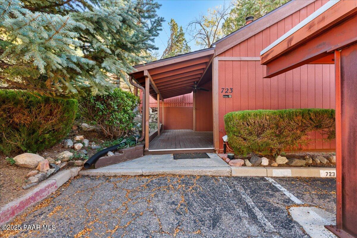 723 S Granite Street