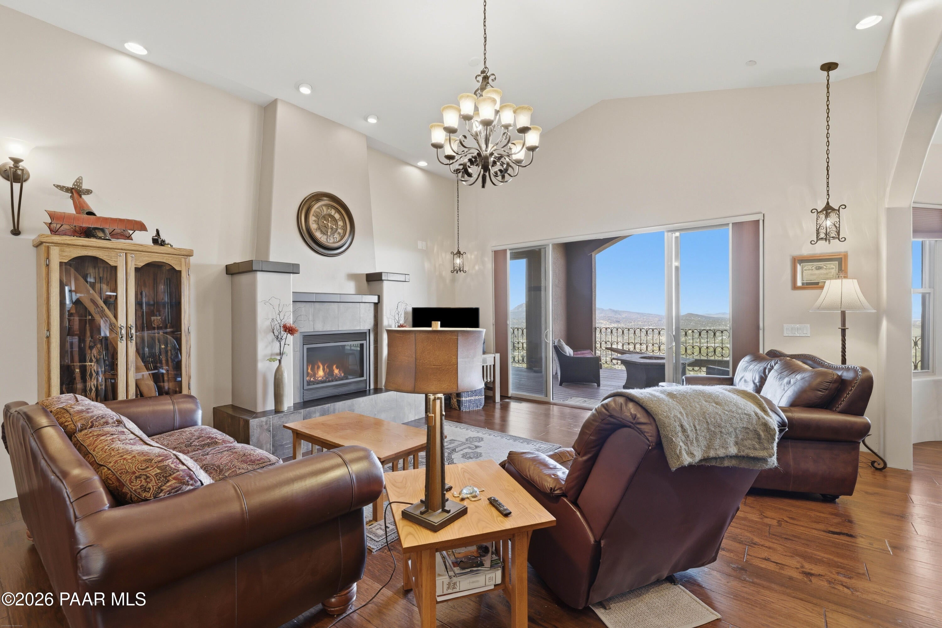 830 E Upper Sky Terrace Drive