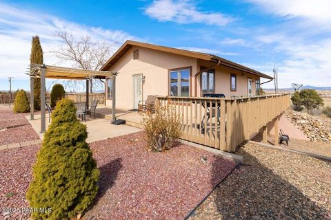 974 N Grandview Paulden AZ 86334