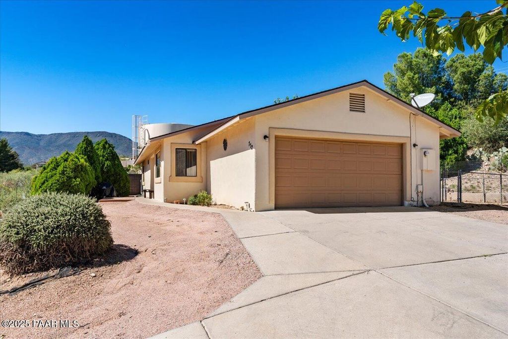 Photo of 772 E Cherry Hills Way, Cottonwood, AZ 86326 (MLS # 1077019)