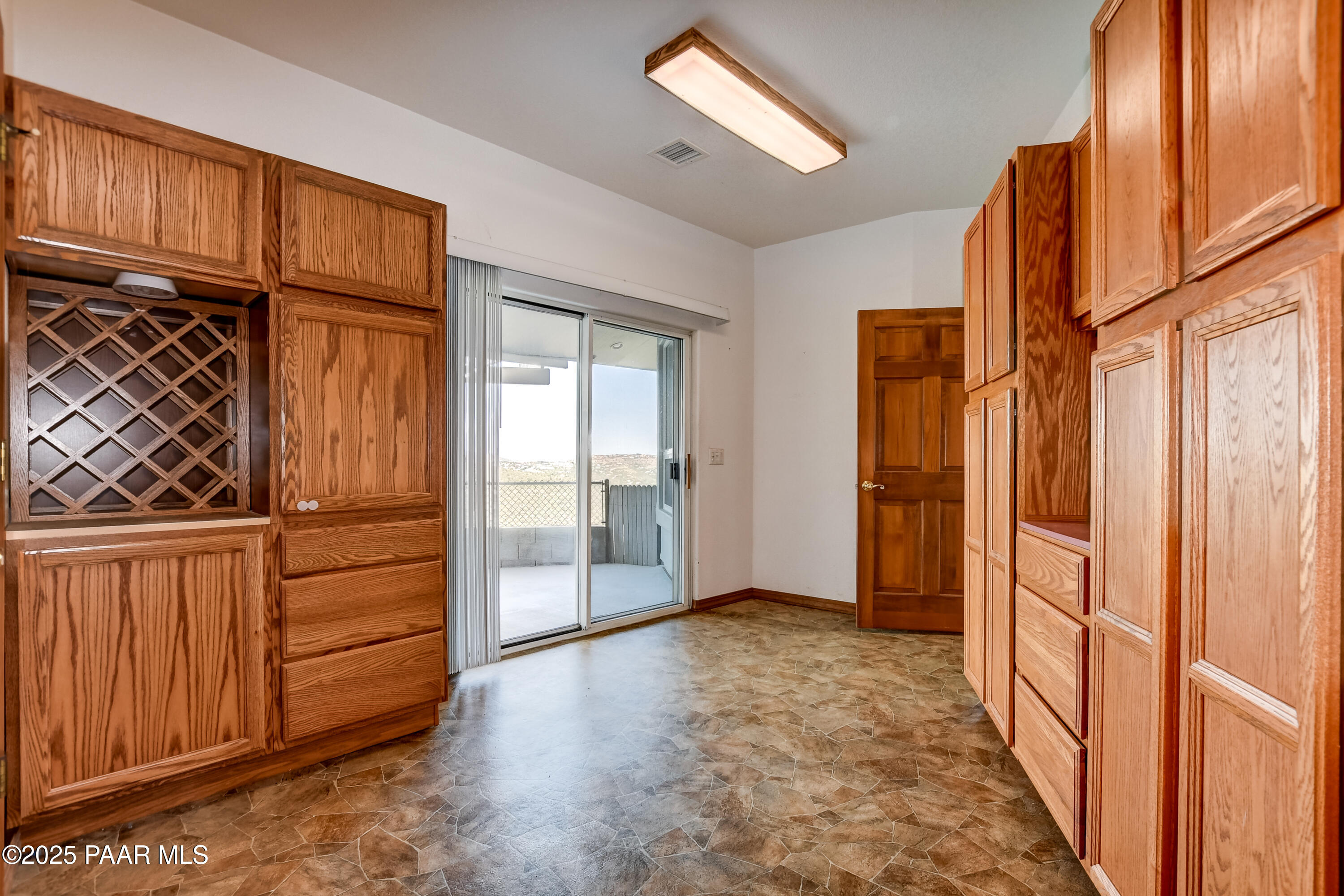 Prescott, Arizona 86303, United States, 3 Bedrooms Bedrooms, ,3 BathroomsBathrooms,Residential,Active,121764