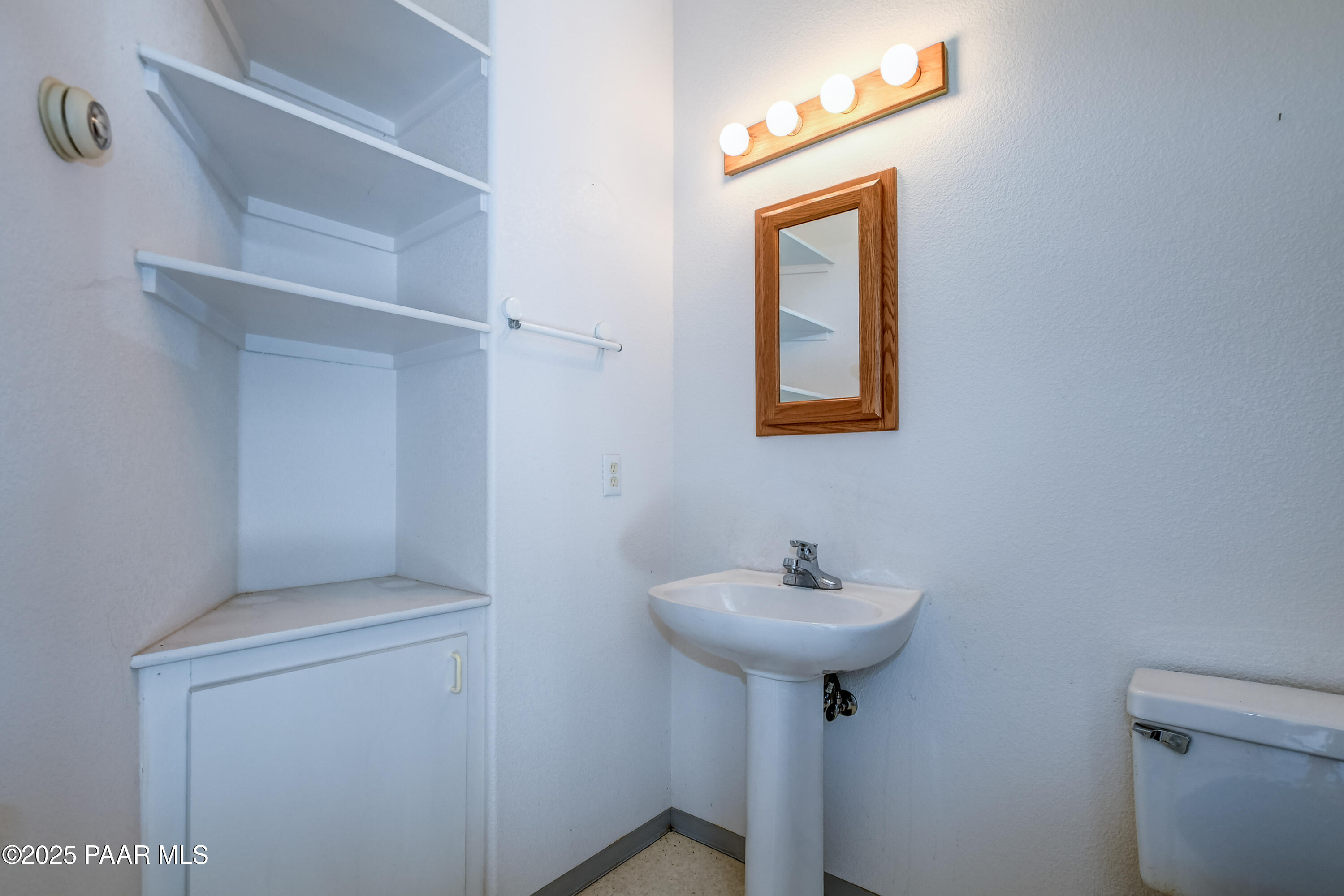 Prescott, Arizona 86303, United States, 3 Bedrooms Bedrooms, ,3 BathroomsBathrooms,Residential,Active,121764