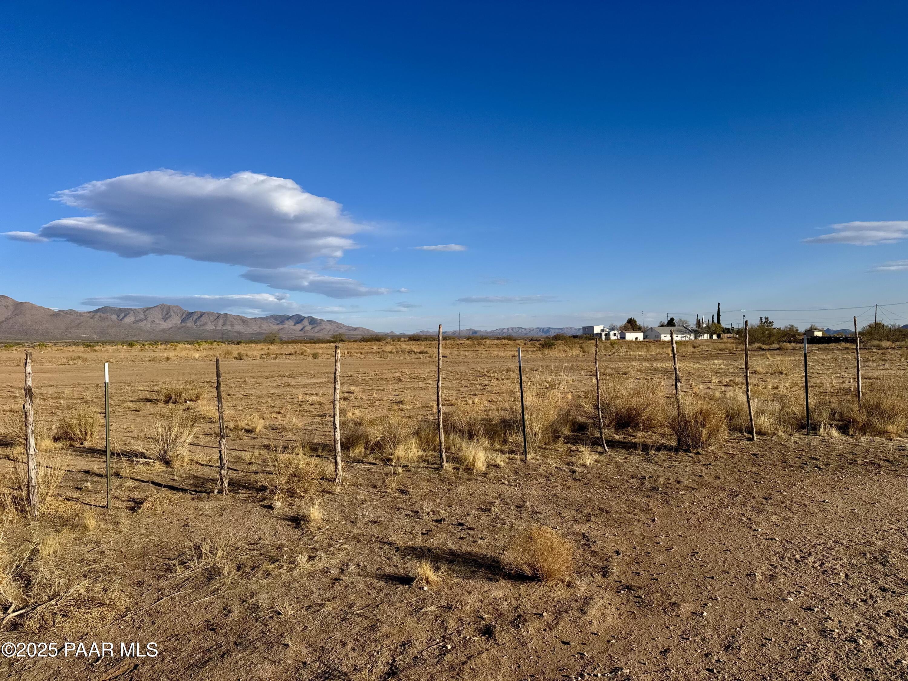 22110 W Sunrise Road