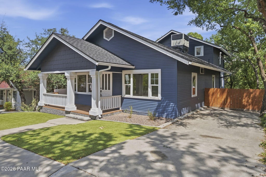 Photo of 337 S Mount Vernon Avenue, Prescott, AZ 86303 (MLS # 1084750)