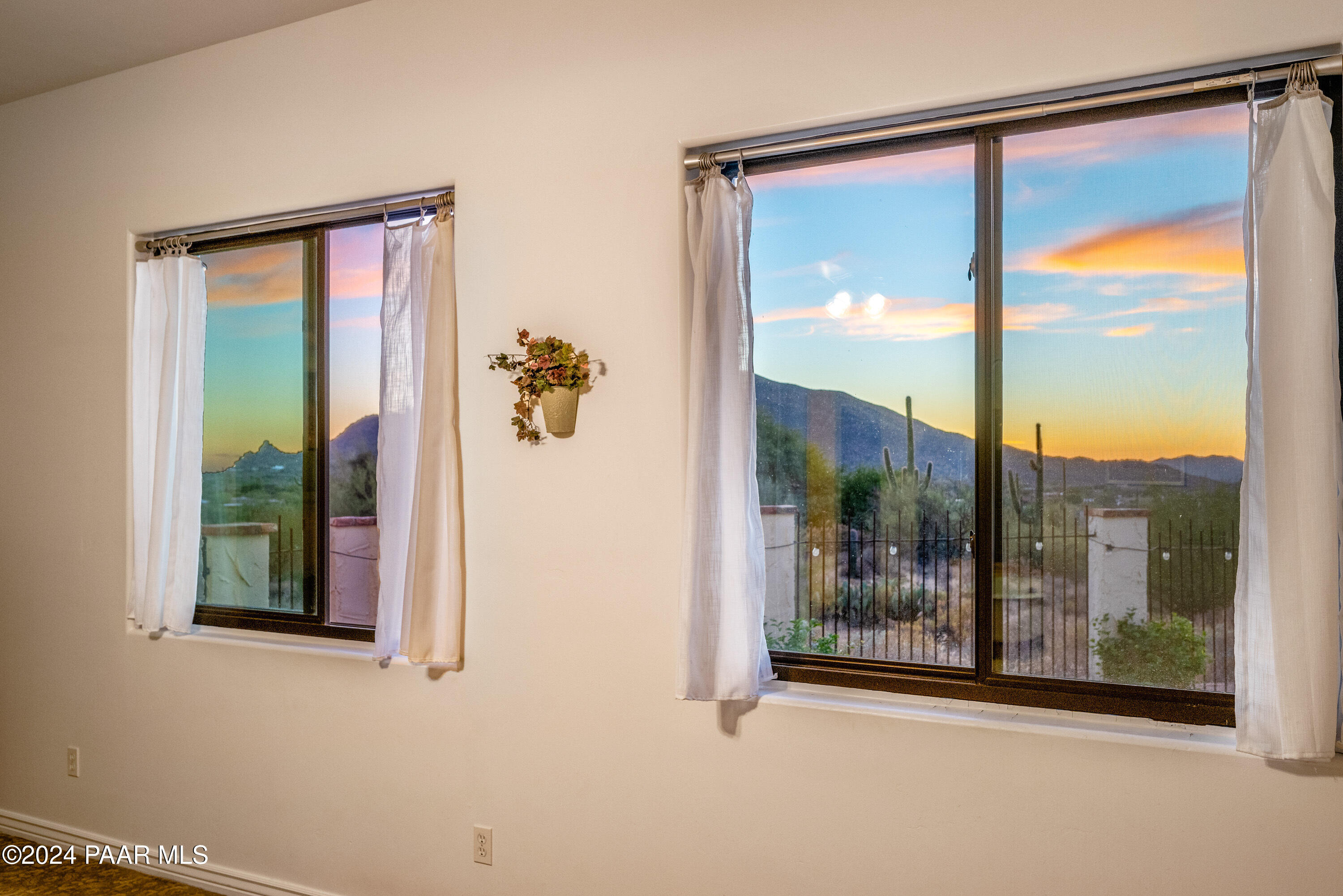 Carefree, Arizona 85377, United States, 5 Bedrooms Bedrooms, ,5 BathroomsBathrooms,Residential,Active,29975