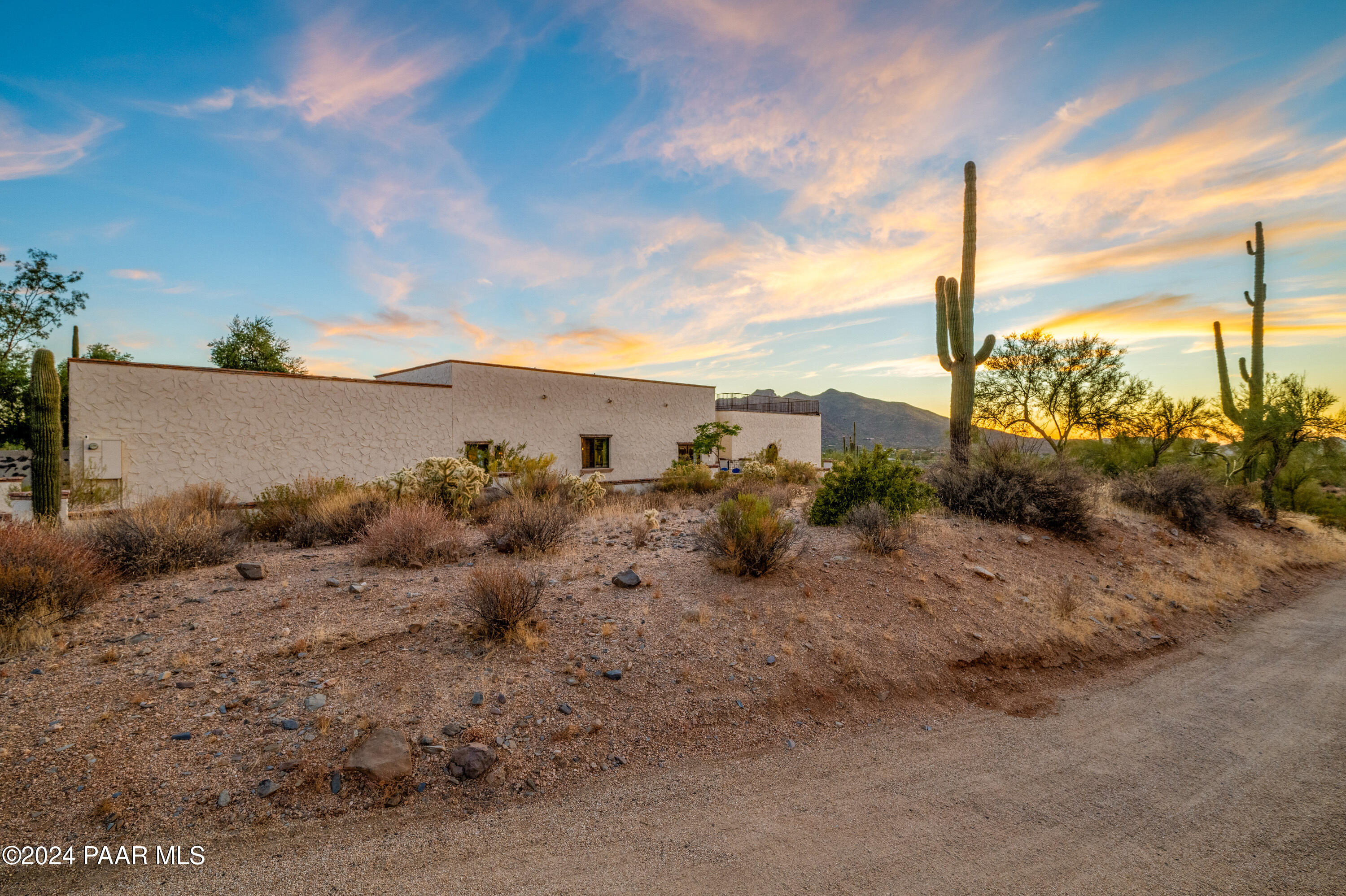 Carefree, Arizona 85377, United States, 5 Bedrooms Bedrooms, ,5 BathroomsBathrooms,Residential,Active,29975