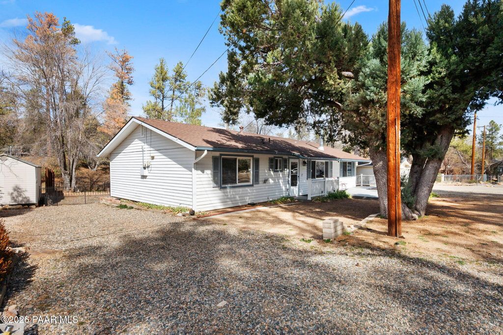 Photo of 1208 Middlebrook Road, Prescott, AZ 86303 (MLS # 1079536)