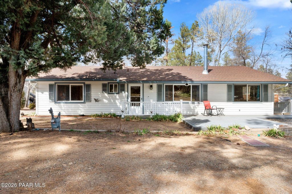 Photo of 1208 Middlebrook Road, Prescott, AZ 86303 (MLS # 1079536)