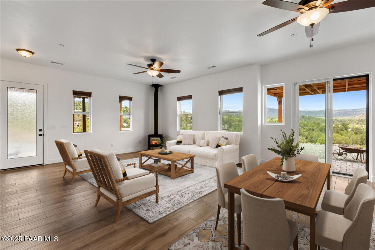 749 S Montezuma Street