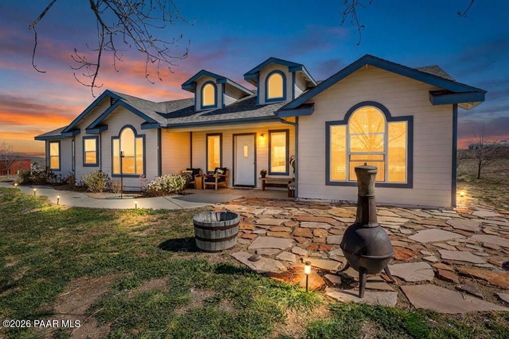 Photo of 445 S Bella Road, Chino Valley, AZ 86323 (MLS # 1080384)