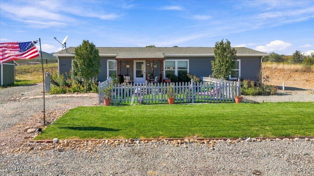 Photo of 2330 S Aubrey Avenue, Dewey-Humboldt, AZ 86327 (MLS # 1085765)