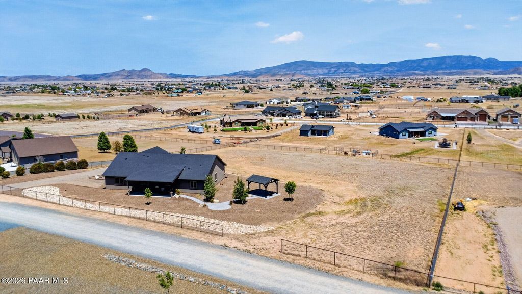 Photo of 10425 N Steel Road, Prescott Valley, AZ 86315 (MLS # 1082157)