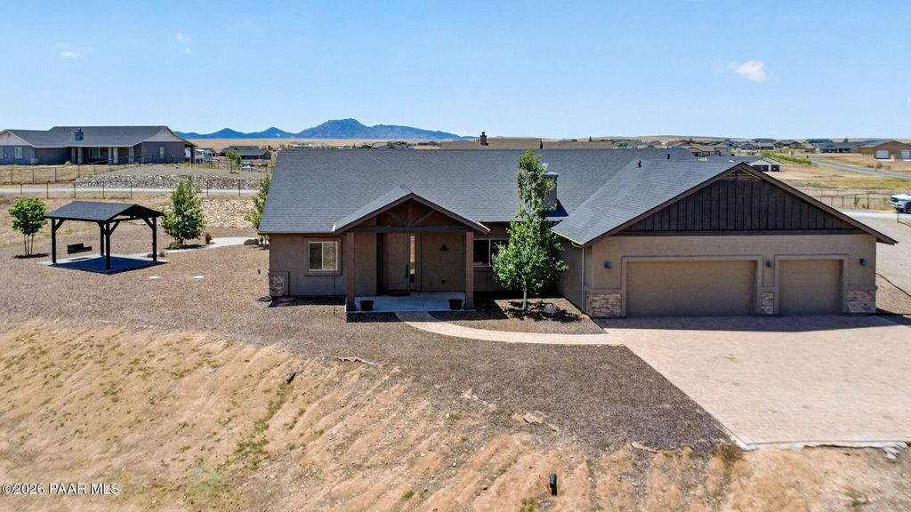 Photo of 10425 N Steel Road, Prescott Valley, AZ 86315 (MLS # 1082157)