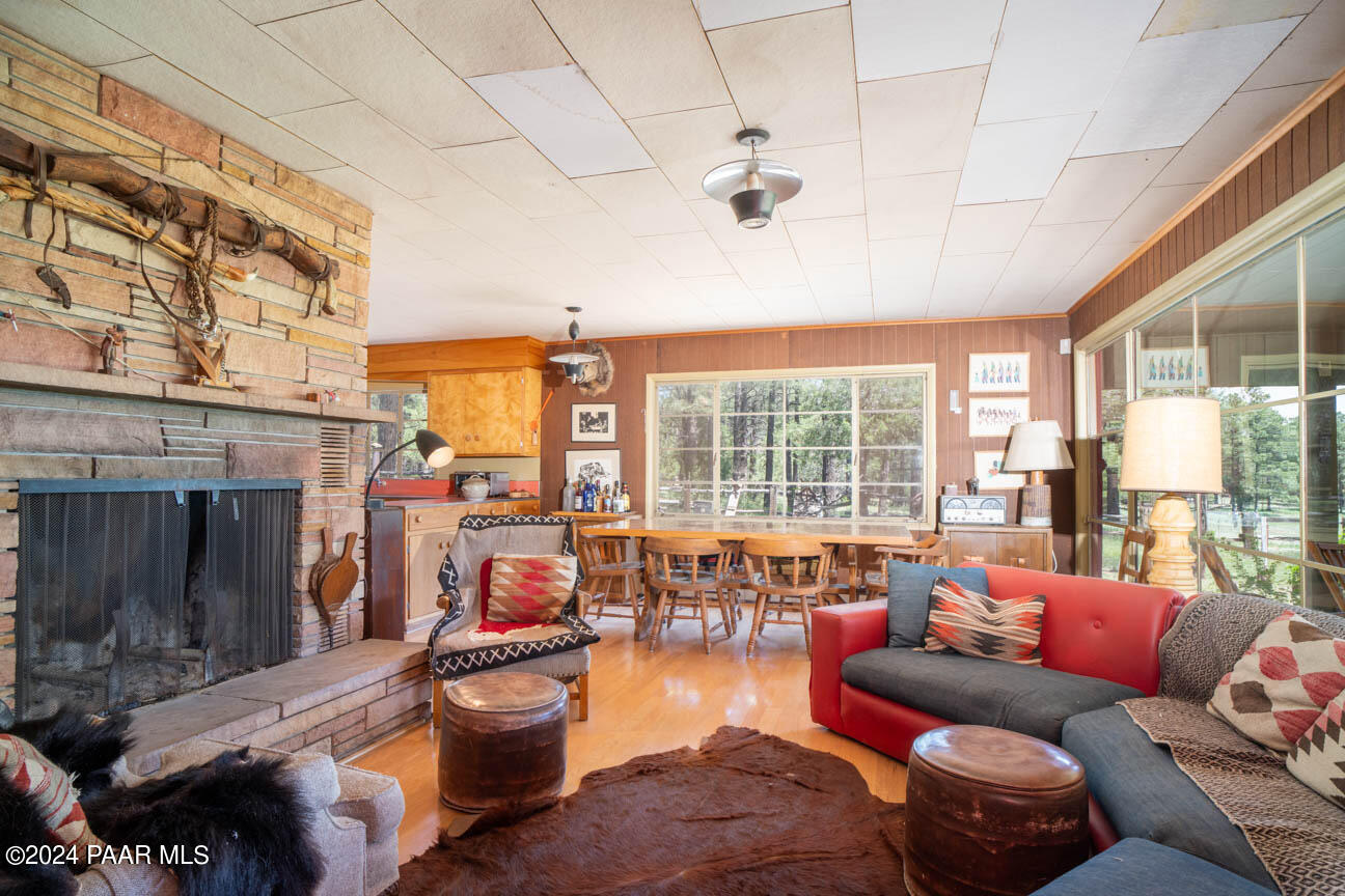 581 Cooper Ranch Road