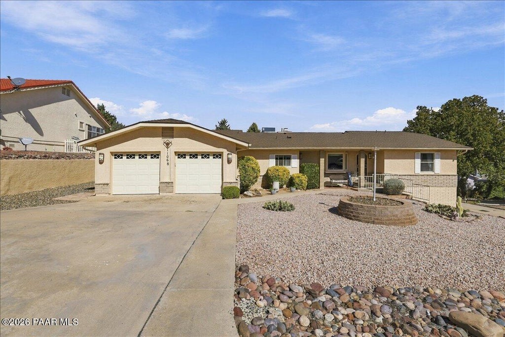 Photo of 11068 E Western Sunset Drive, Dewey-Humboldt, AZ 86327 (MLS # 1085841)