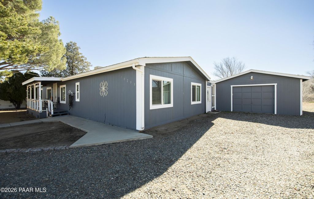 Photo of 10293 E Manzanita Trail, Dewey-Humboldt, AZ 86327 (MLS # 1078889)