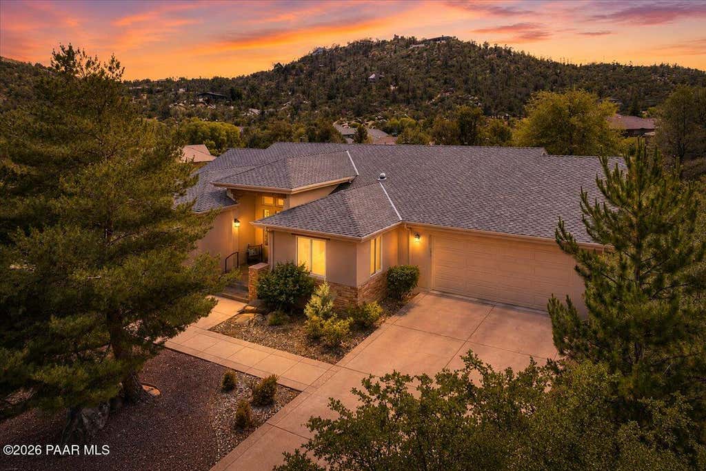 Photo of 2990 La Questa, Prescott, AZ 86305 (MLS # 1082582)