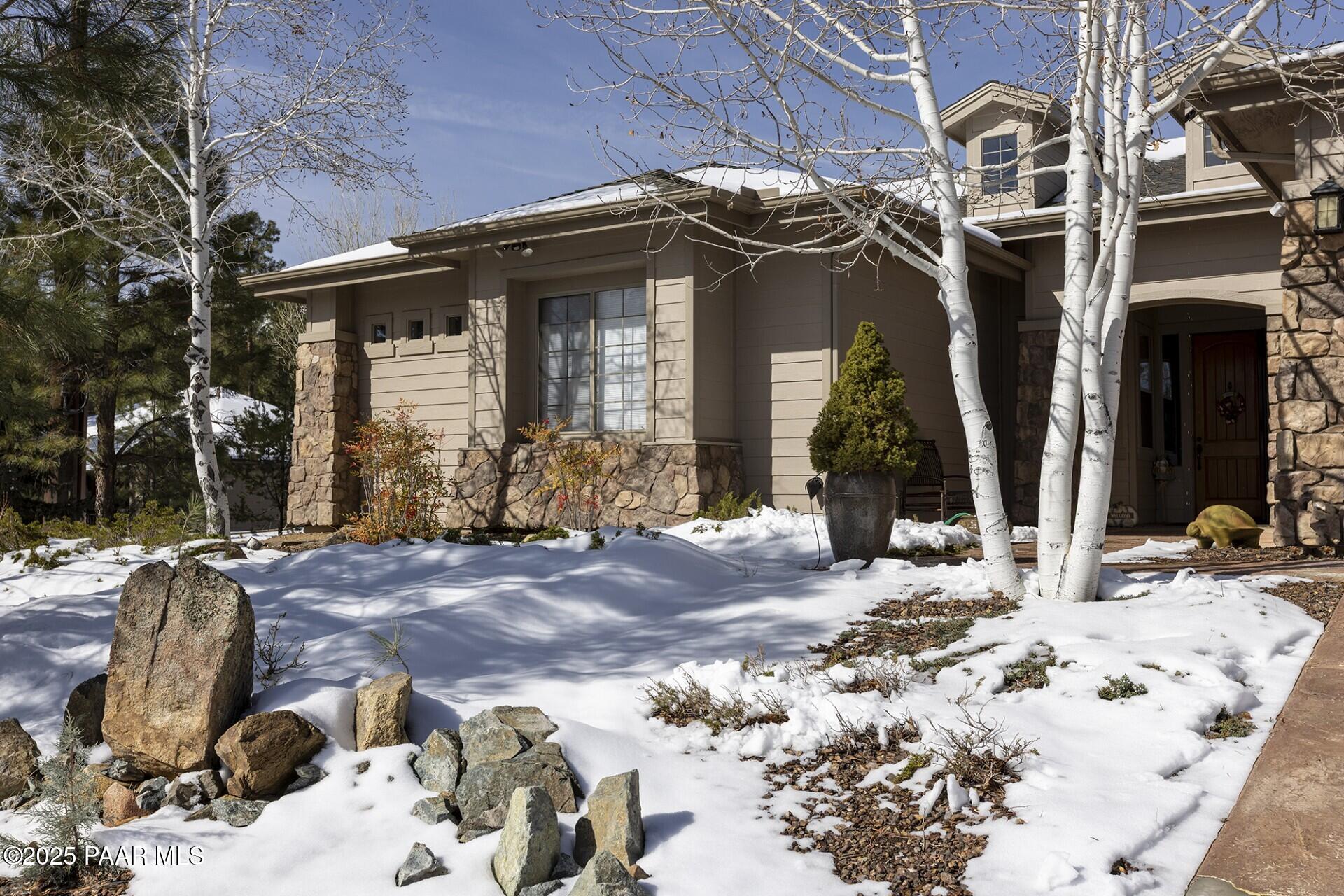 960 Coyote Circle