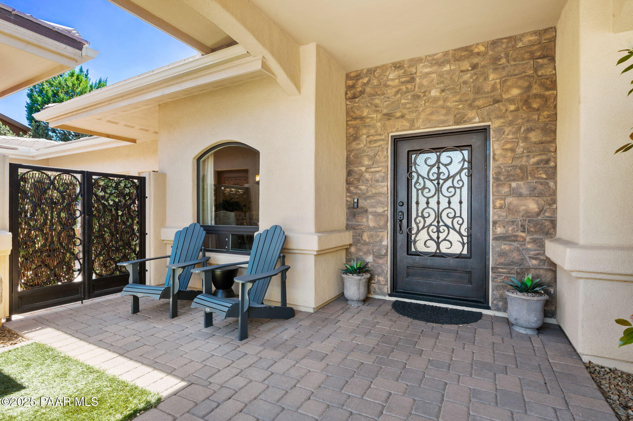26 N Woodridge Circle