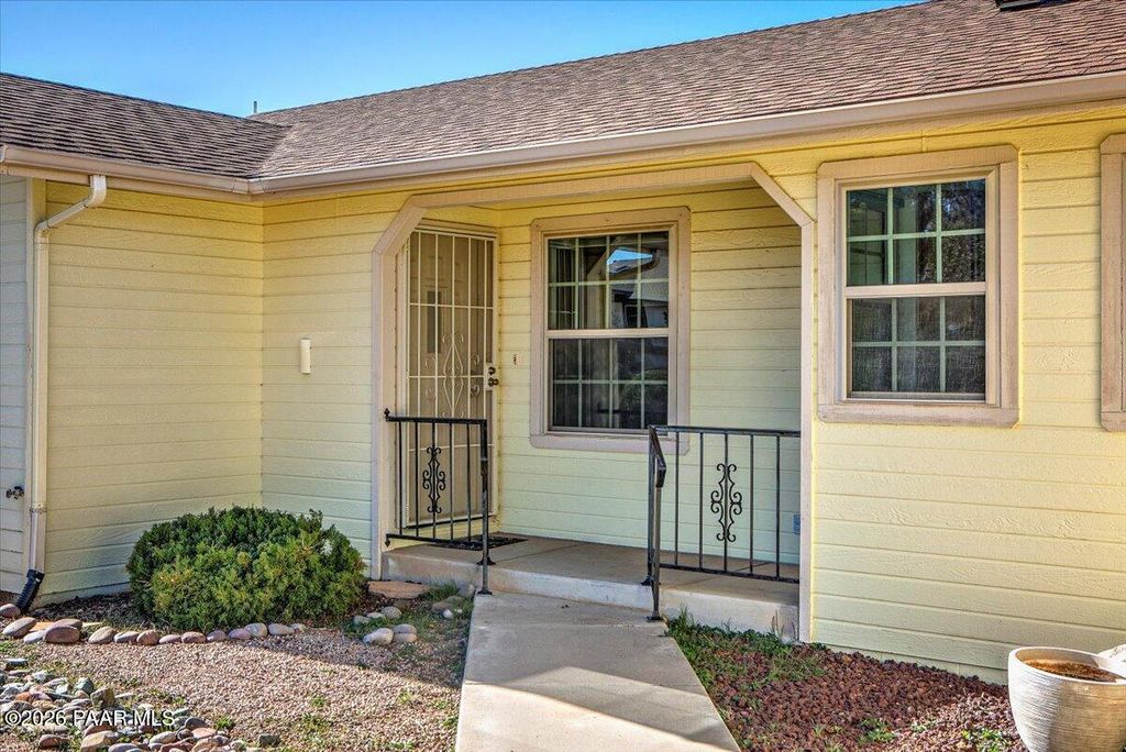 Photo of 4150 N Kearny Drive, Prescott Valley, AZ 86314 (MLS # 1078943)