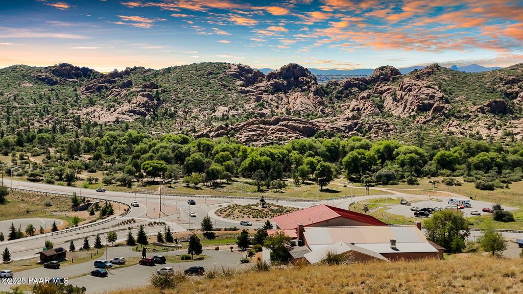 Photo of 5202 Stone Path Trail, Prescott, AZ 86301 (MLS # 1077100)