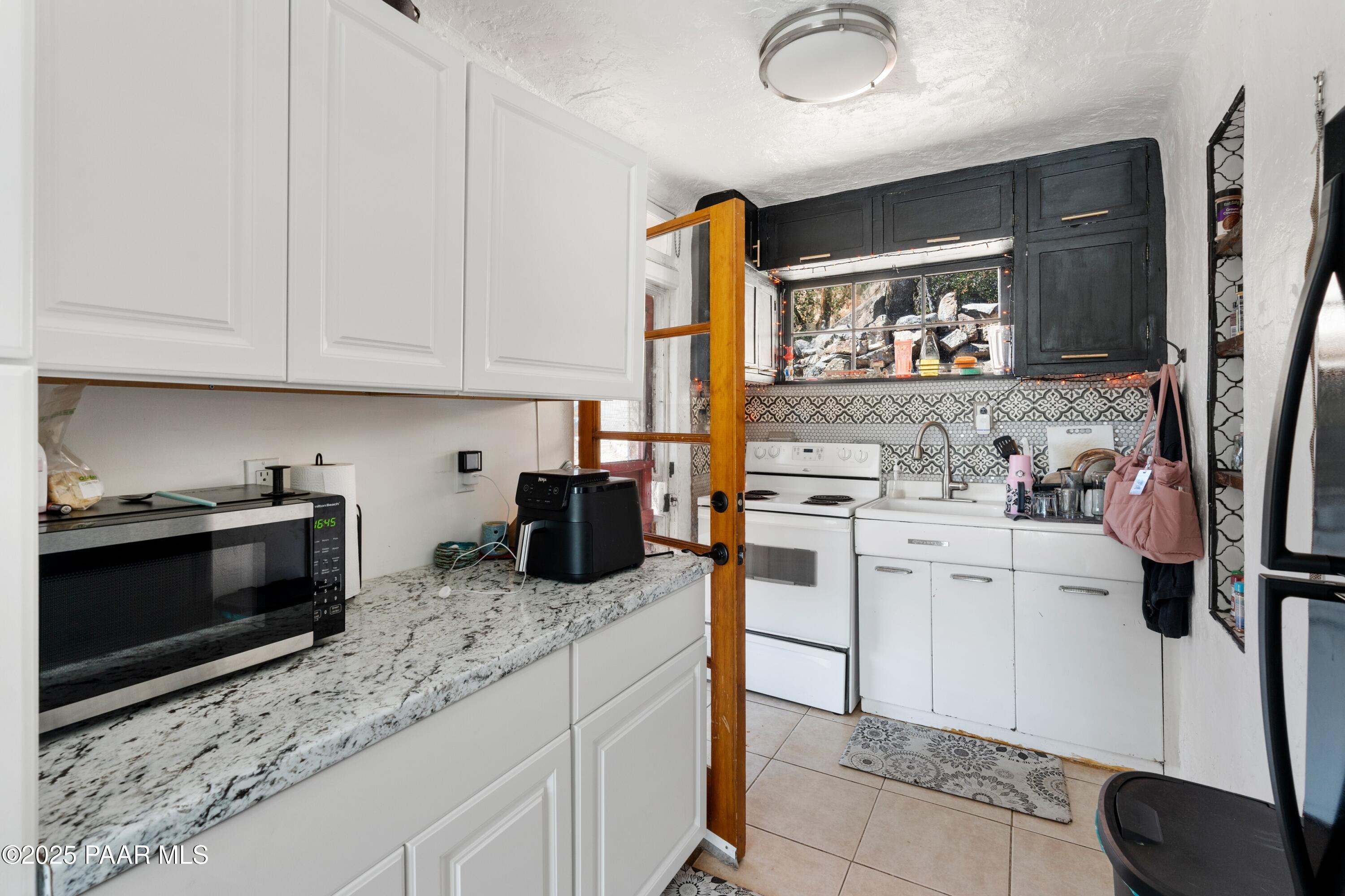 3250 N State Route 89