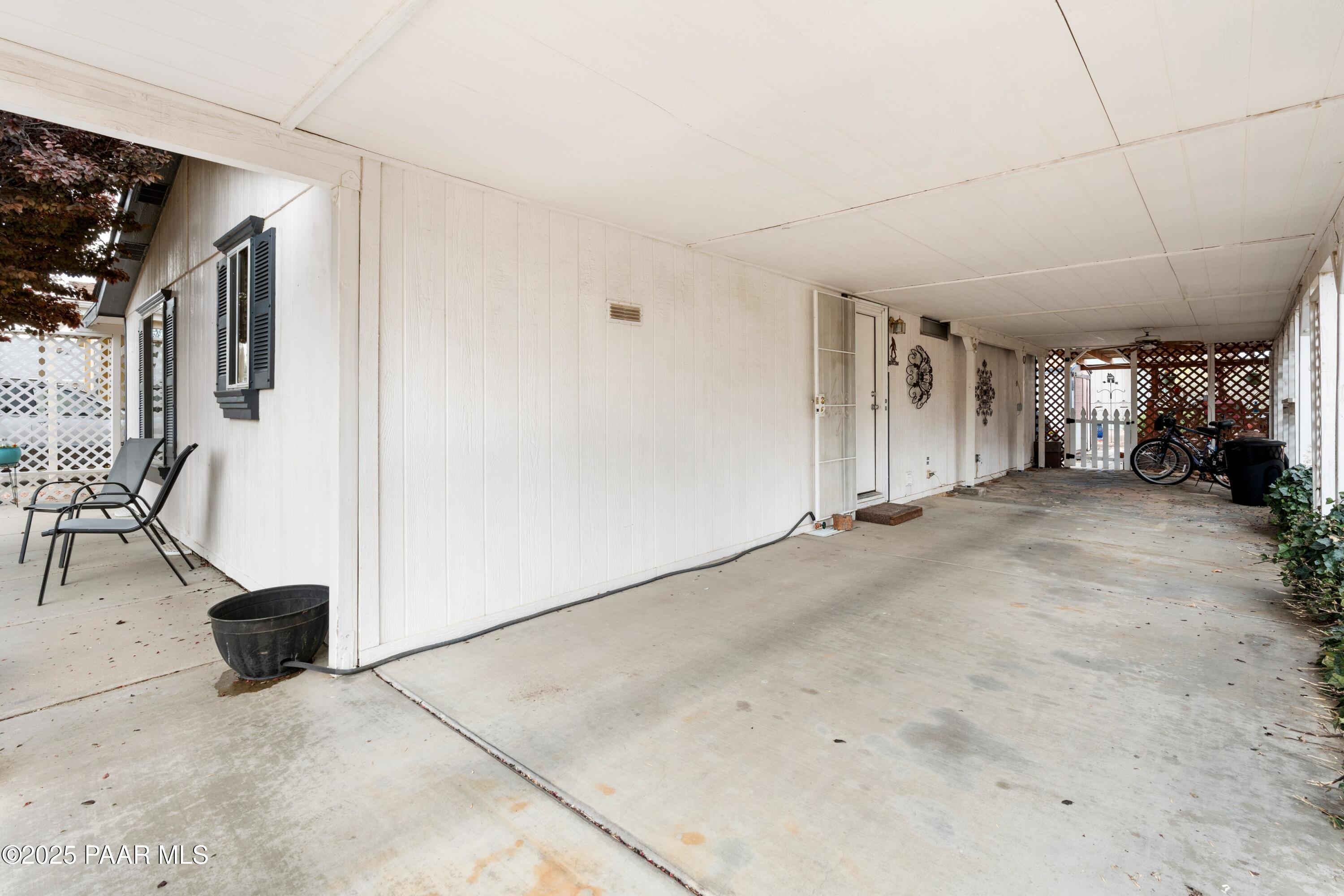 636 N Mesquite Tree Drive