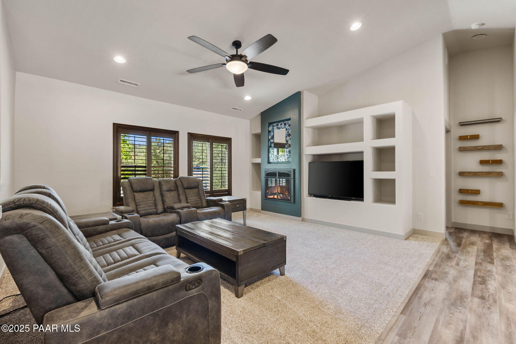 2168 W Mountain Laurel Road