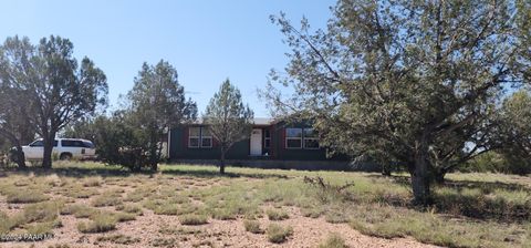 A home in Ash Fork