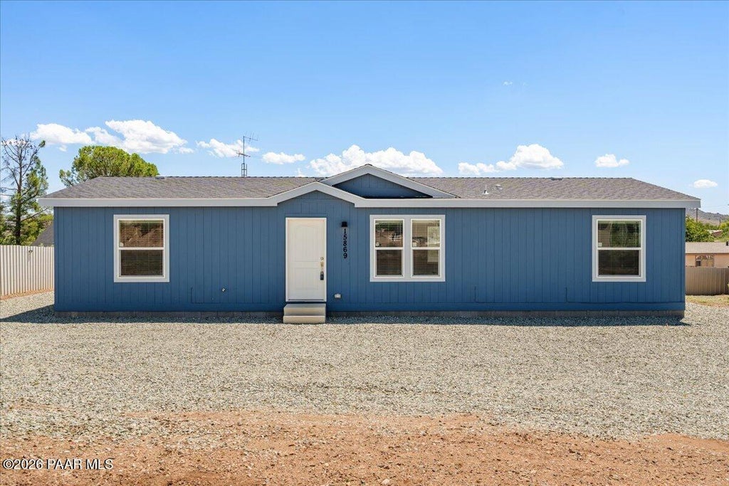 Photo of 15869 S Chestnut Lane, Mayer, AZ 86333 (MLS # 1084759)
