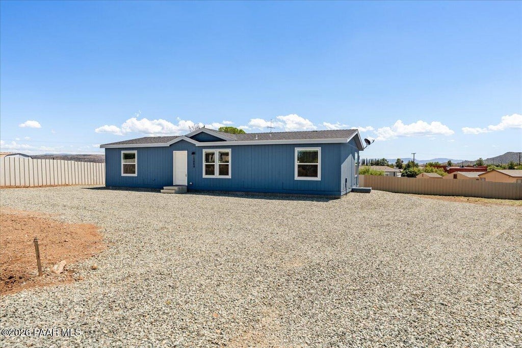Photo of 15869 S Chestnut Lane, Mayer, AZ 86333 (MLS # 1084759)