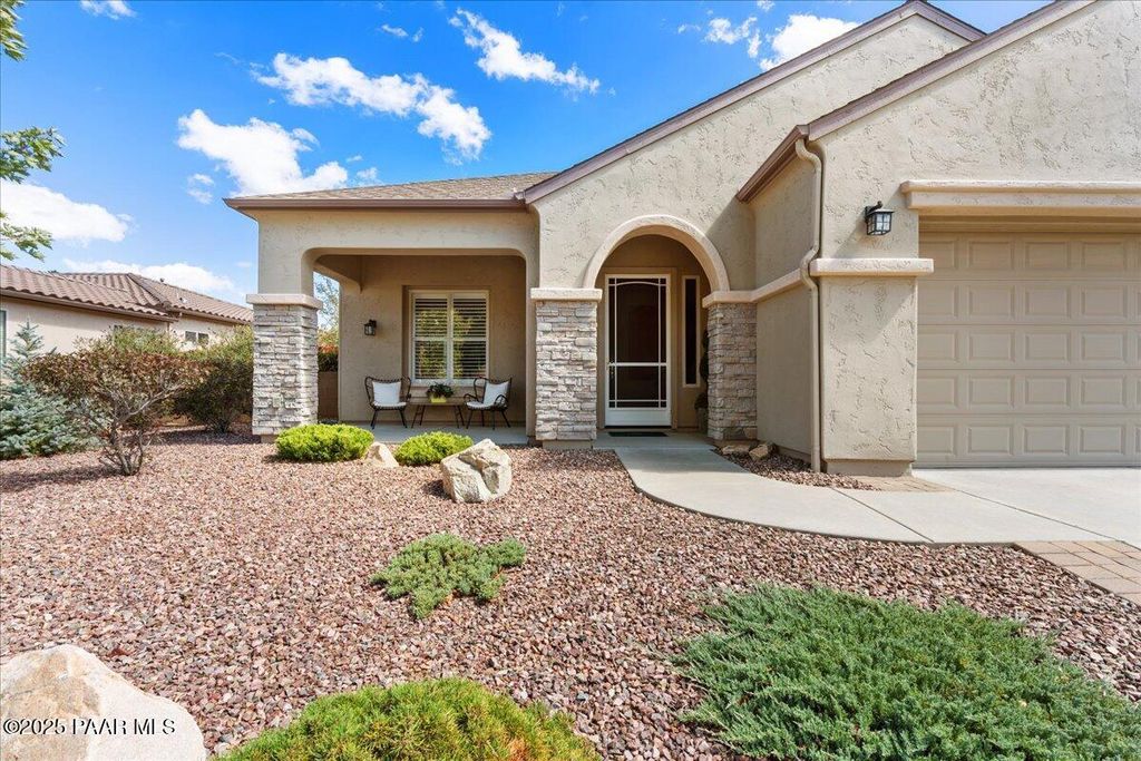 Photo of 1111 N Wide Open Trail, Prescott Valley, AZ 86314 (MLS # 1076881)