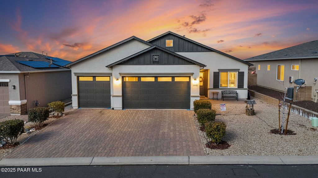 Photo of 12918 E Barreto Street, Dewey-Humboldt, AZ 86327 (MLS # 1078488)