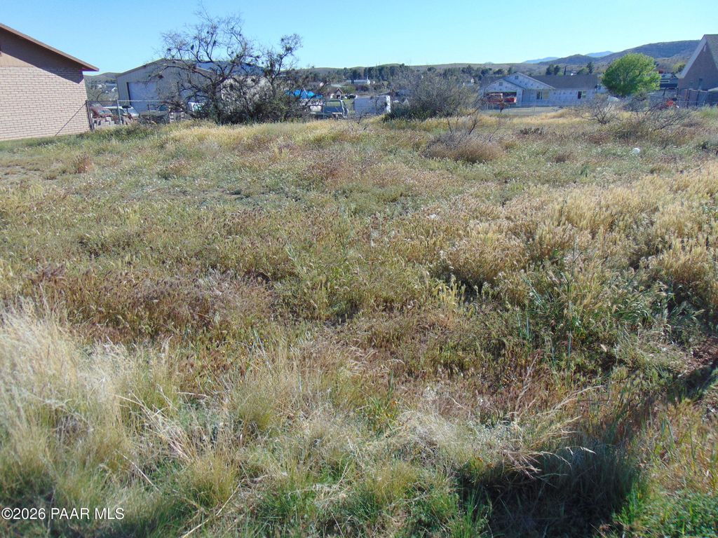 Photo of 20201 E Saguaro Drive, Mayer, AZ 86333 (MLS # 1081165)