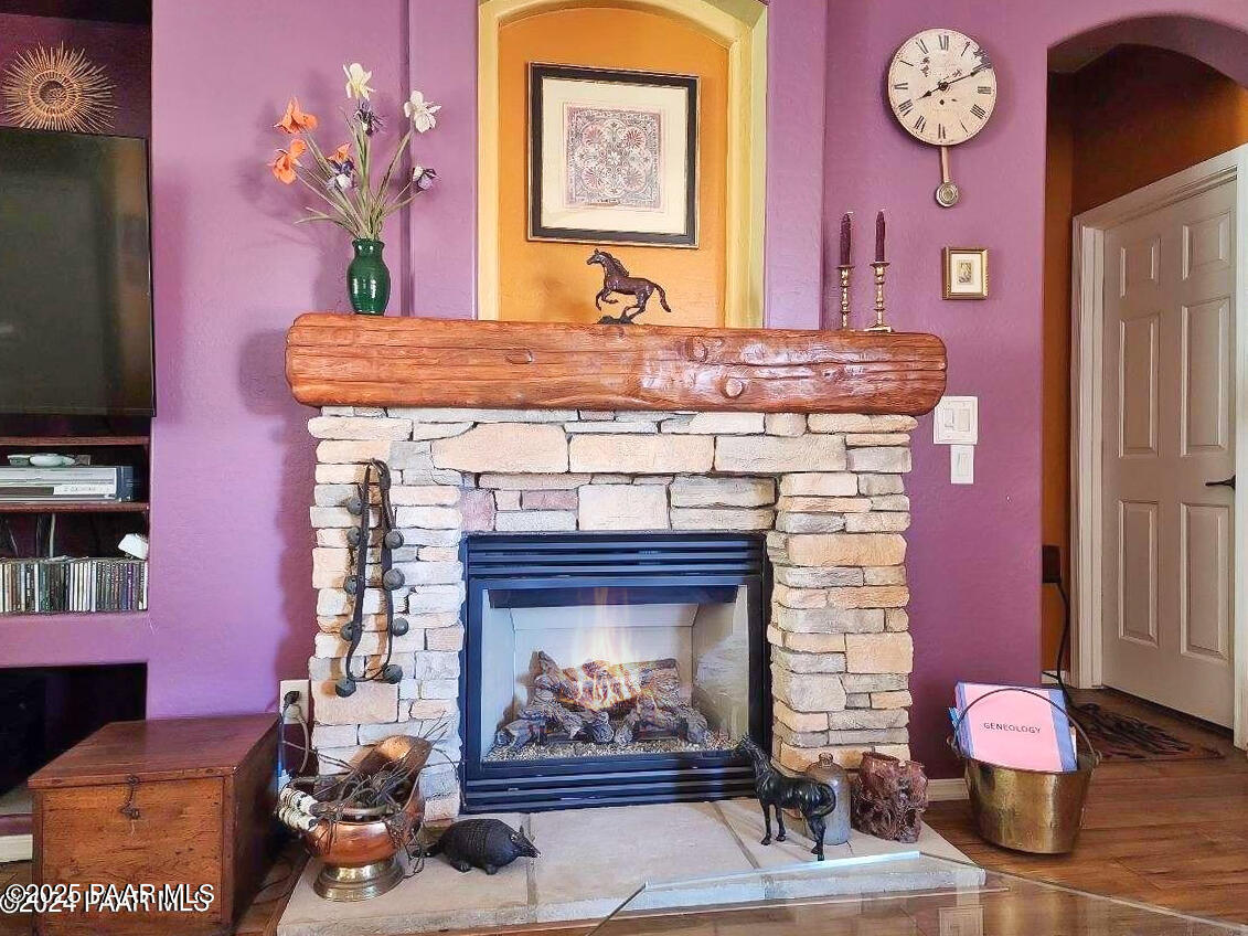 7834 N Music Mountain Lane