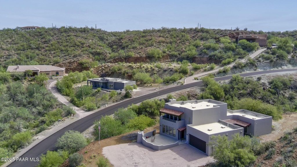 Photo of 35310 S Pinnacle Place, Black Canyon City, AZ 85324 (MLS # 1077119)