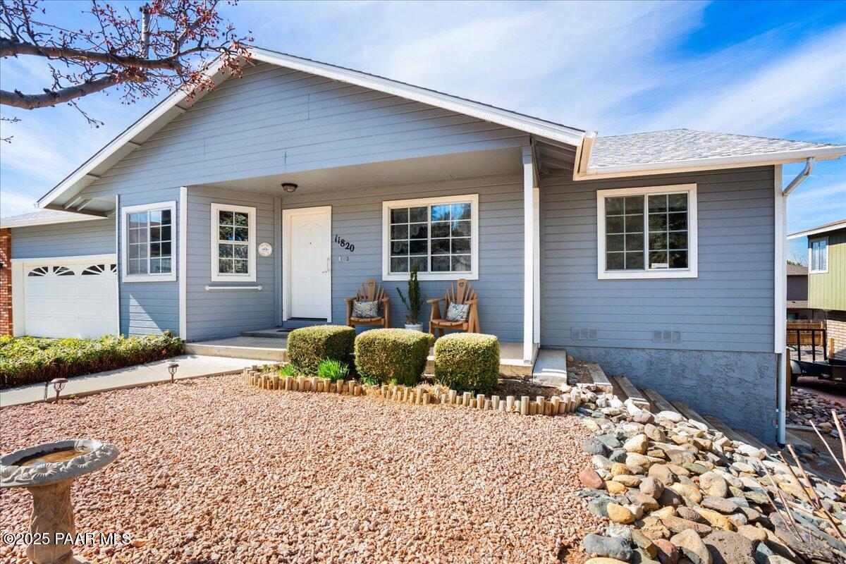 11820 E Stirrup High Dr E