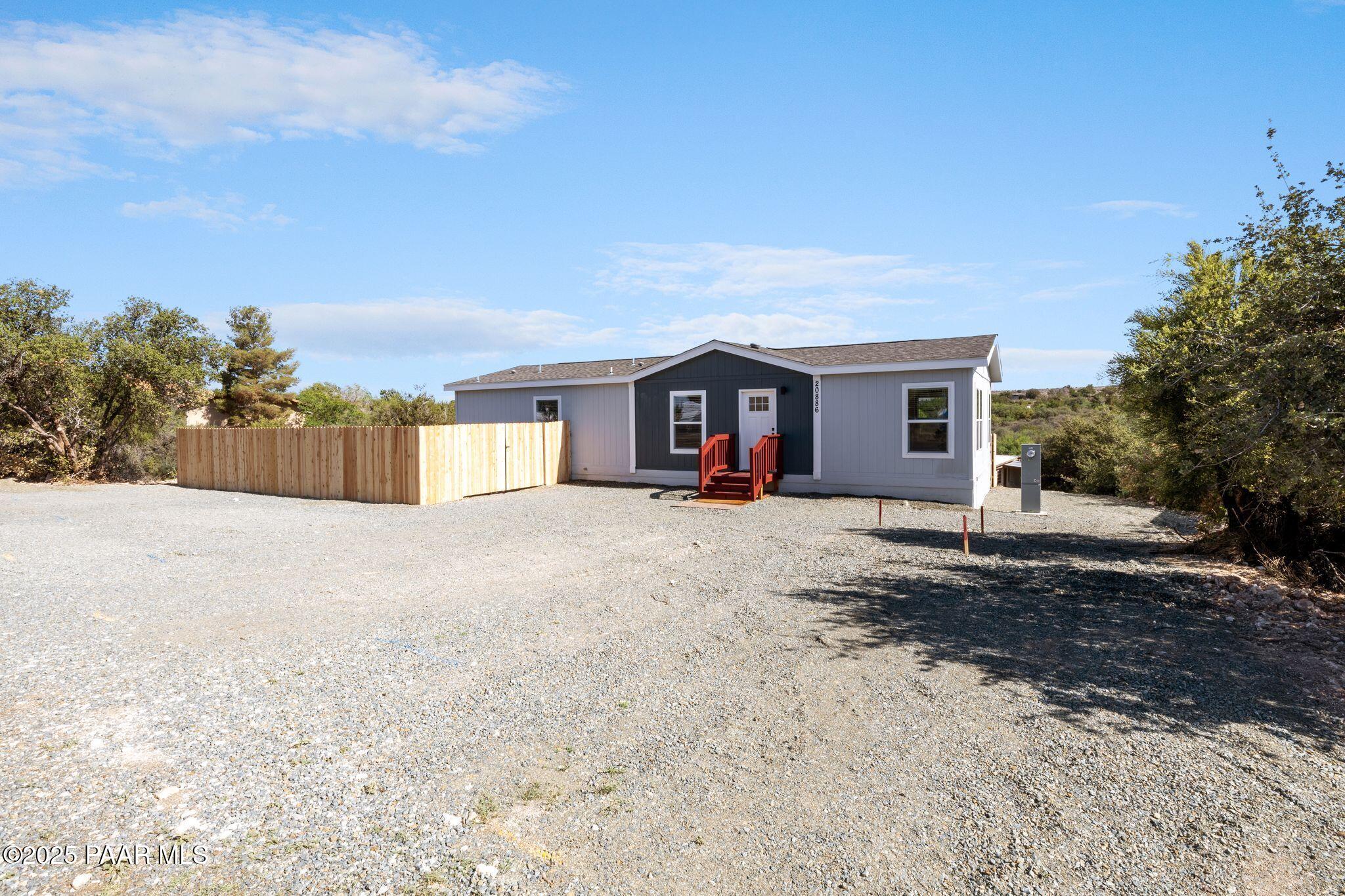 20886 E Sierra Drive