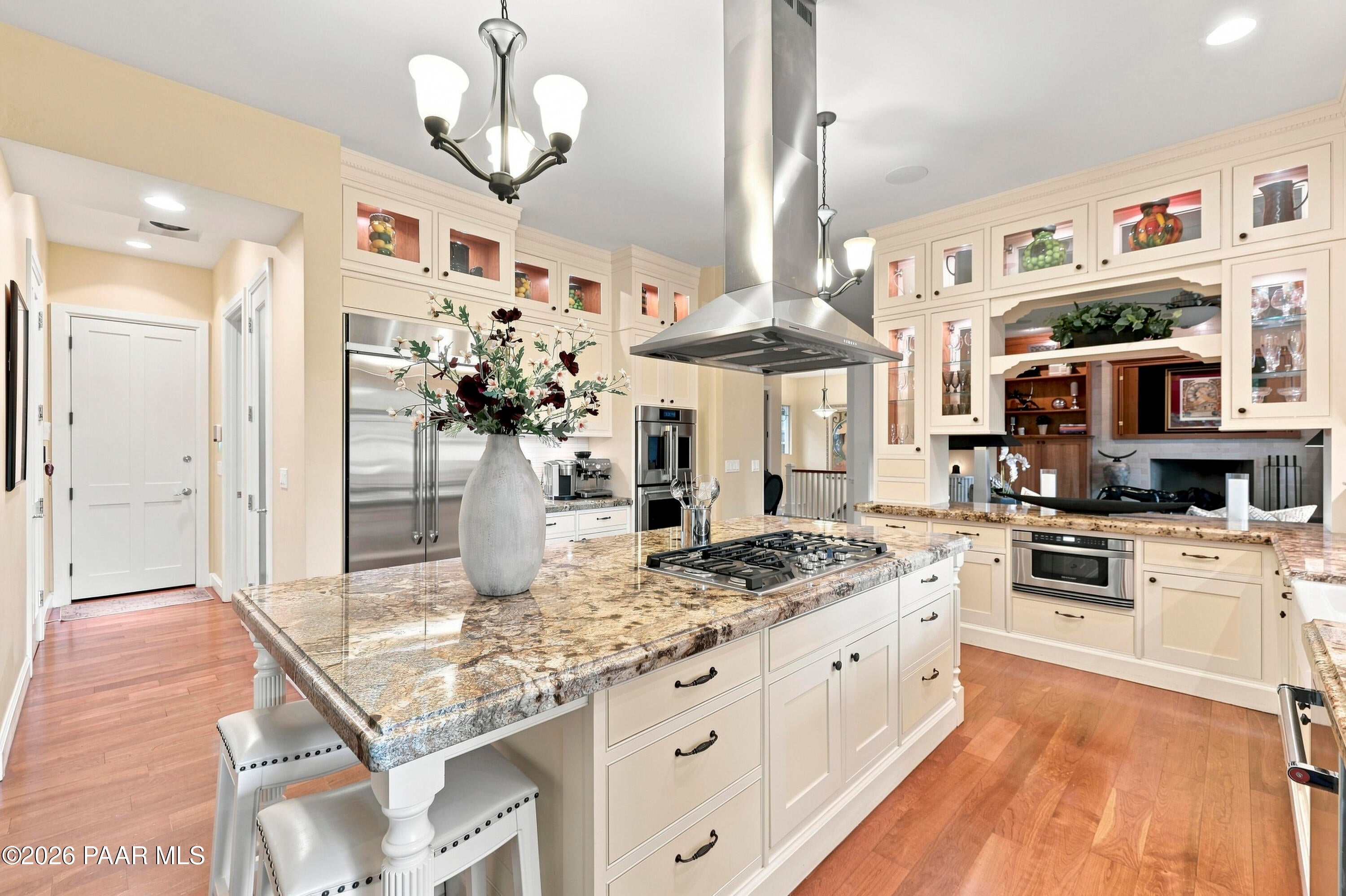 2487 Blueridge Circle