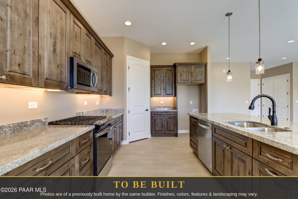Photo of 345 S Bandit Ridge Road, Prescott, AZ 86305 (MLS # 1085936)