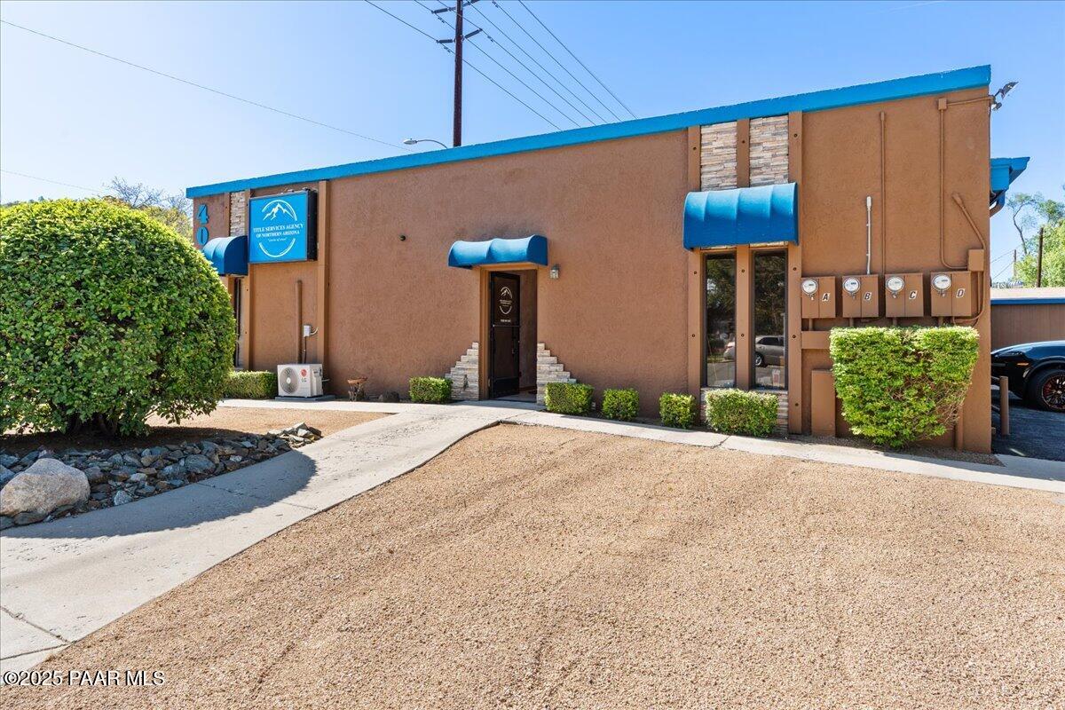404 S Montezuma Street