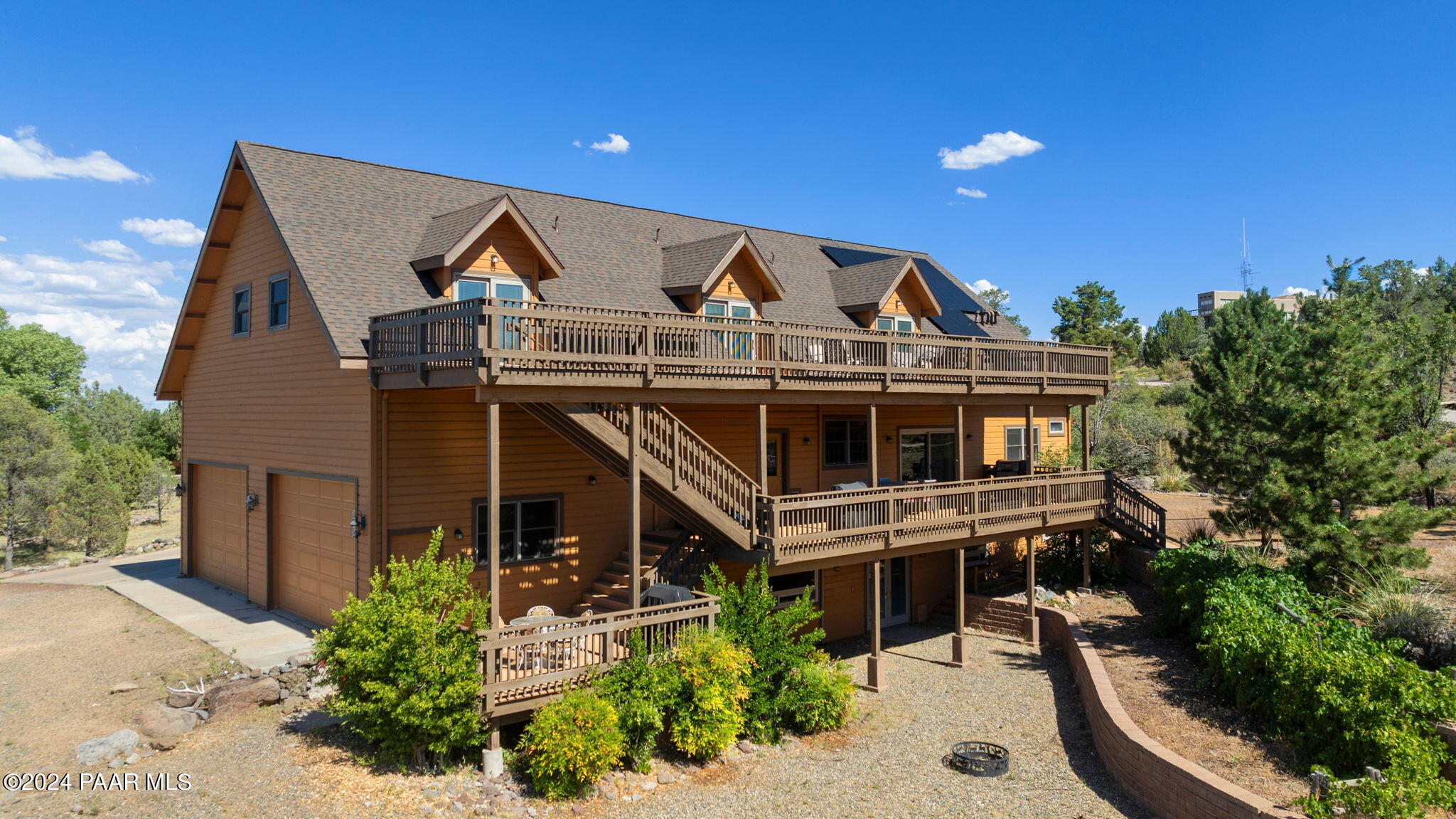 2728 W Boone Court