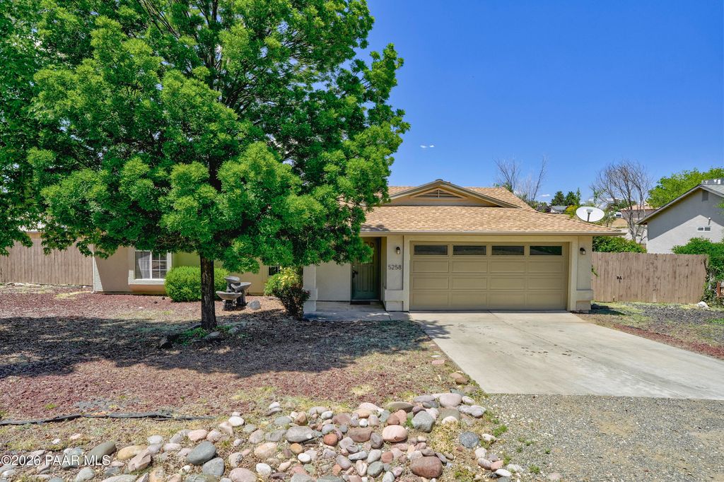 Photo of 5258 N Stetson Drive, Prescott Valley, AZ 86314 (MLS # 1081884)