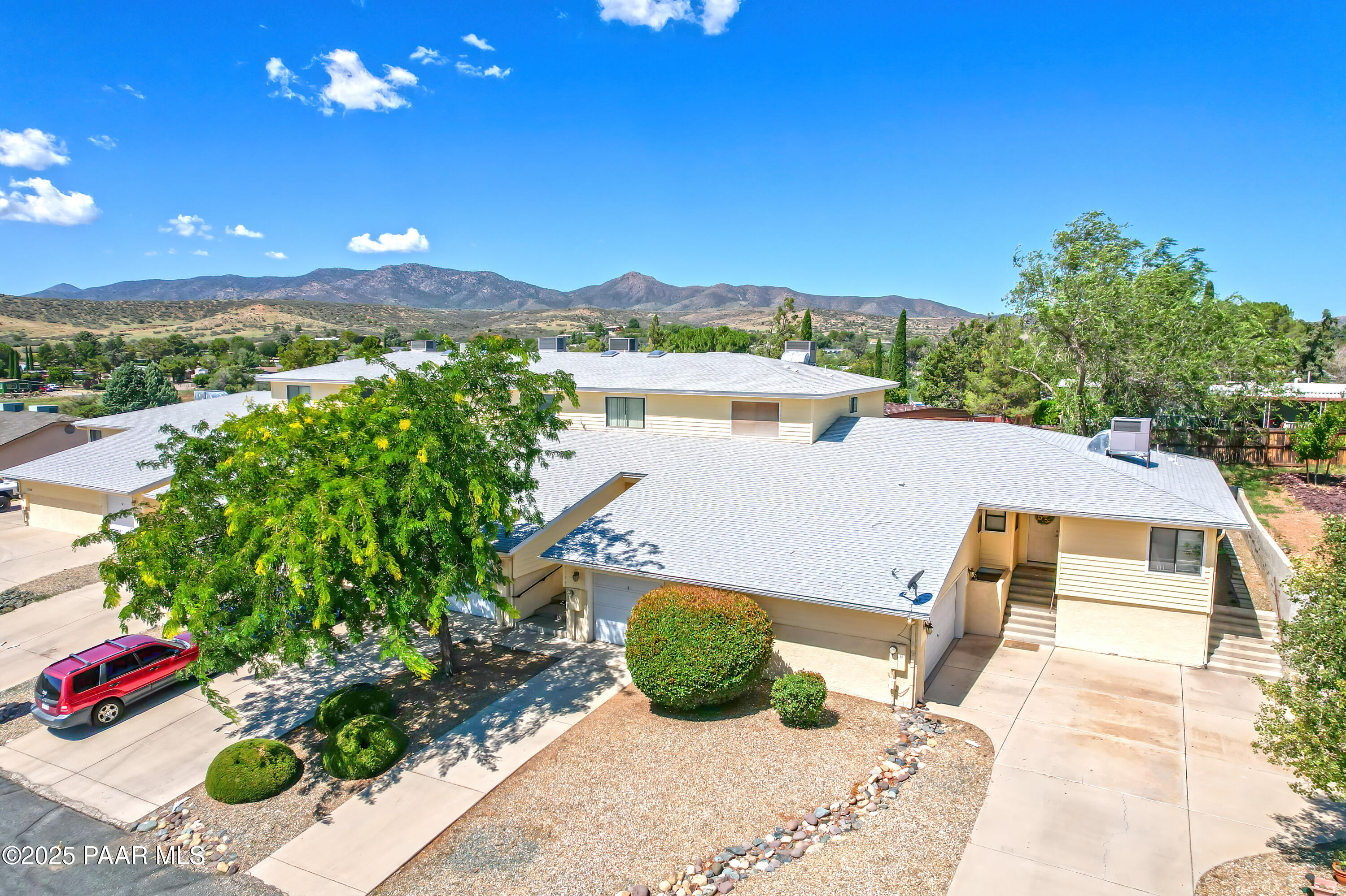 1246 N Barzona Avenue G