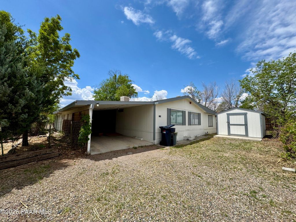 Photo of 1759 Tumbleweed Drive, Chino Valley, AZ 86323 (MLS # 1078285)