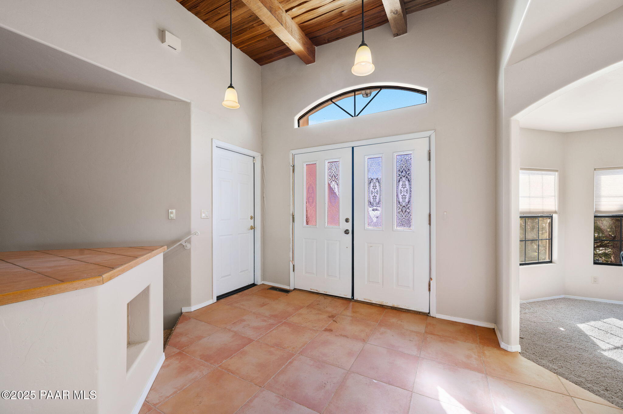3204 E Silvercliff Circle