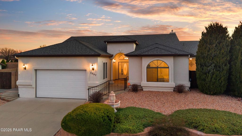 Photo of 7097 E Scenic Vis Vis, Prescott Valley, AZ 86315 (MLS # 1079898)