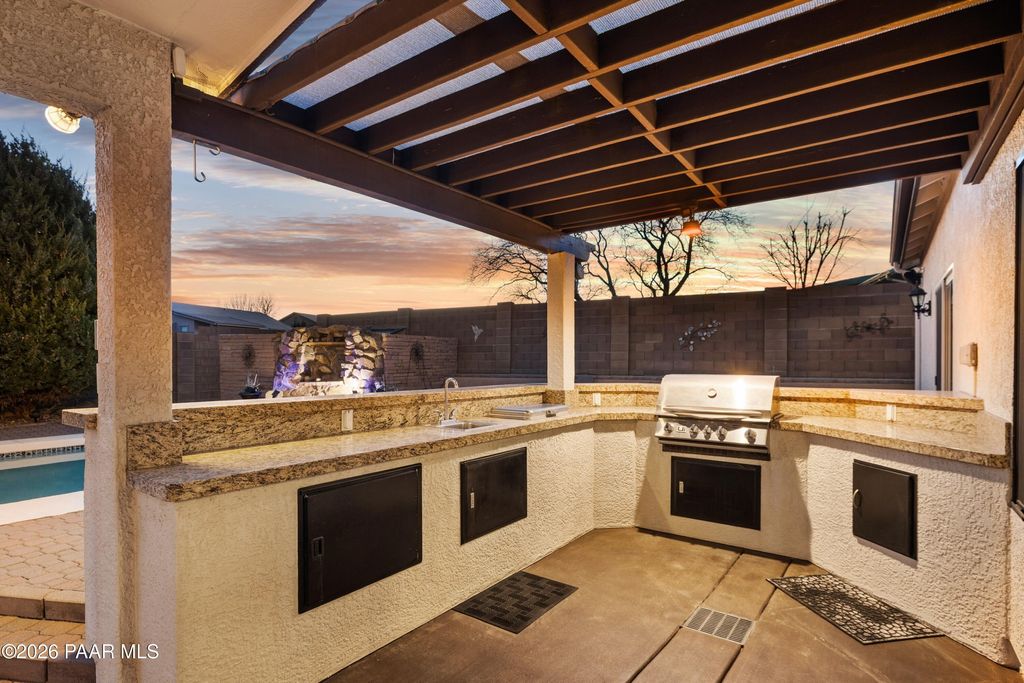 Photo of 7097 E Scenic Vis Vis, Prescott Valley, AZ 86315 (MLS # 1079898)