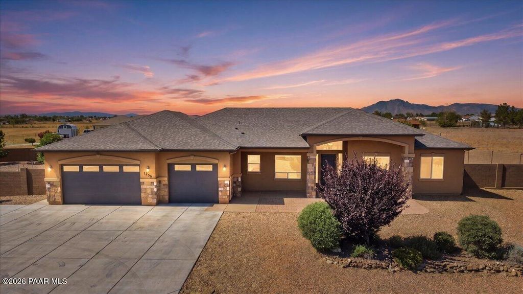 Photo of 1245 S Road 1, Chino Valley, AZ 86323 (MLS # 1082203)